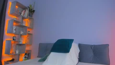 Mira  follow my fansly  online show from 05/12/26, 02:30