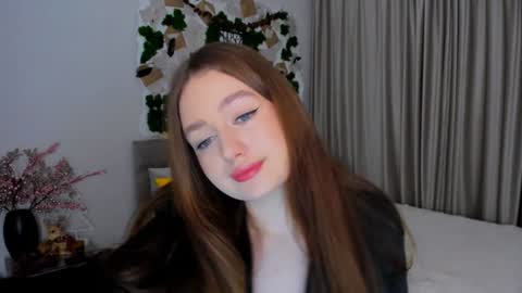 Emma online show from 01/10/25, 04:09