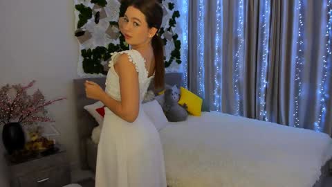 Emma online show from 01/11/25, 02:15