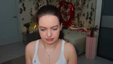 Emma online show from 03/12/26, 06:58