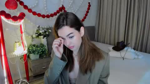Emma online show from 05/31/26, 04:09