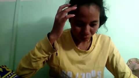 Snapshot of mirah881 chatting on 05/12/26, 10:01 mirah881 online show from 05/12/26, 10:01