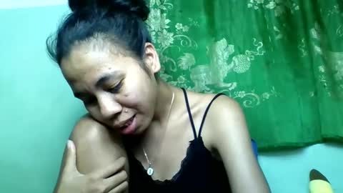 Snapshot of mirah881 chatting on 05/30/26, 06:49 mirah881 online show from 05/30/26, 06:49