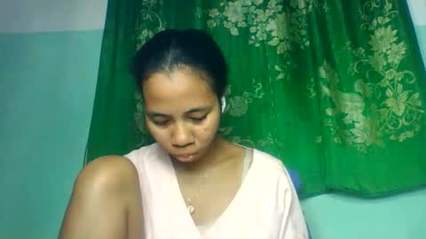 Snapshot of mirah881 chatting on 06/07/26, 07:45 mirah881 online show from 06/07/26, 07:45