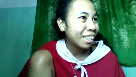 Snapshot of mirah881 chatting on 06/11/26, 07:34 mirah881 online show from 06/11/26, 07:34
