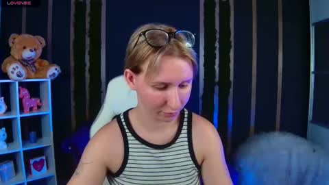 Mira online show from 07/26/26, 06:15