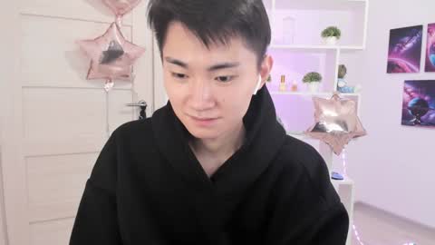 Snapshot of miram_yoo chatting on 12/08/24, 11:19              online show from 12/08/24, 11:19
