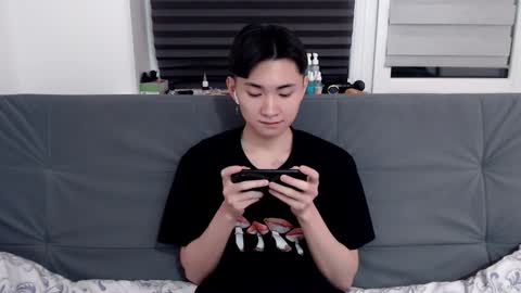 Snapshot of miram_yoo chatting on 02/07/25, 10:20              online show from 02/07/25, 10:20