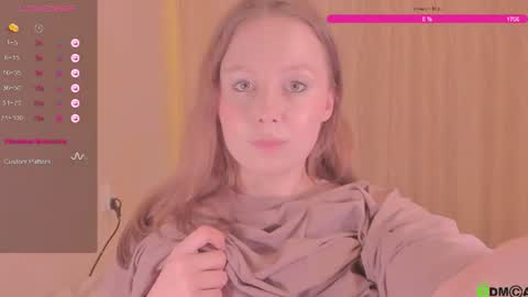 Kira online show from 06/10/26, 08:08
