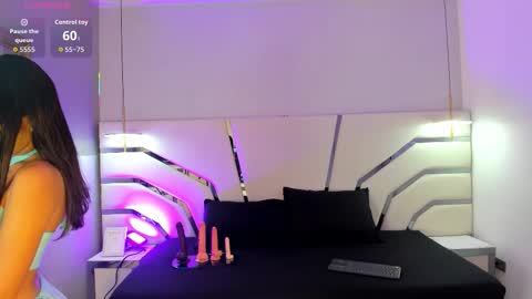 Miranda  online show from 10/24/25, 11:39