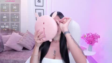 Snapshot of miranda_crawfor chatting on 11/04/25, 12:15 miranda_crawfor online show from 11/04/25, 12:15