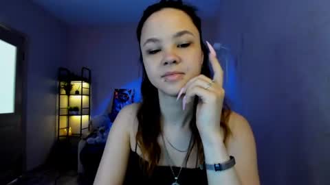 Snapshot of miranda_holms chatting on 06/14/26, 03:30 miranda_holms online show from 06/14/26, 03:30