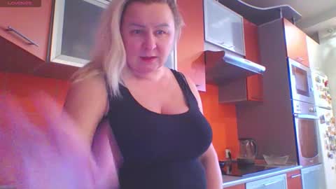 Snapshot of miranda_robinson chatting on 02/15/26, 11:08 Miranda online show from 02/15/26, 11:08