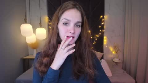 Snapshot of mirandaglow chatting on 01/05/25, 05:41 Miranda online show from 01/05/25, 05:41