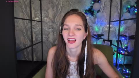 Snapshot of mirandaglow chatting on 01/09/25, 08:45 Miranda online show from 01/09/25, 08:45