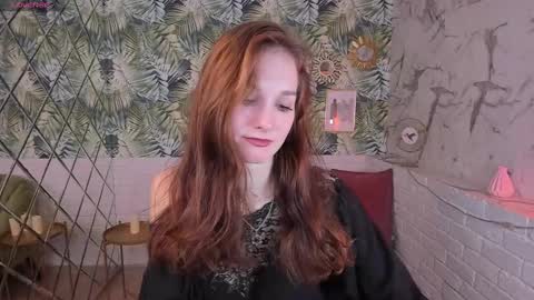 Snapshot of mirandaglow chatting on 01/22/25, 05:48 Miranda online show from 01/22/25, 05:48