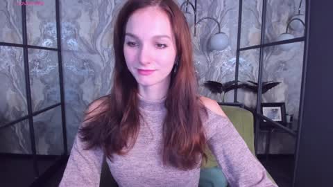 Snapshot of mirandaglow chatting on 02/07/25, 05:52 Miranda online show from 02/07/25, 05:52