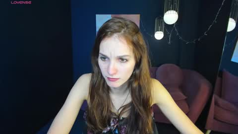 Snapshot of mirandaglow chatting on 02/12/25, 11:51 Miranda online show from 02/12/25, 11:51