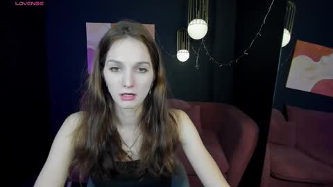 Snapshot of mirandaglow chatting on 02/19/25, 05:49 Miranda online show from 02/19/25, 05:49