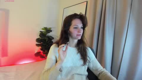 Snapshot of mirandaglow chatting on 03/20/26, 05:45 Miranda online show from 03/20/26, 05:45