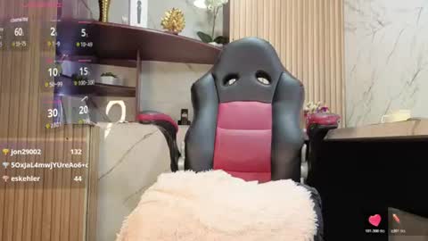 Miranda online show from 07/28/26, 07:39