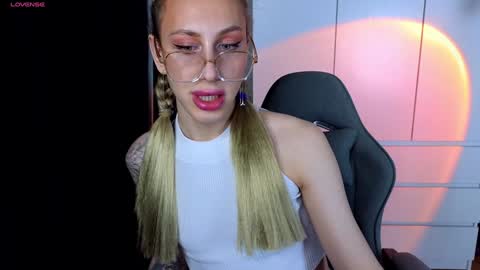 miraraid online show from 12/25/24, 10:39