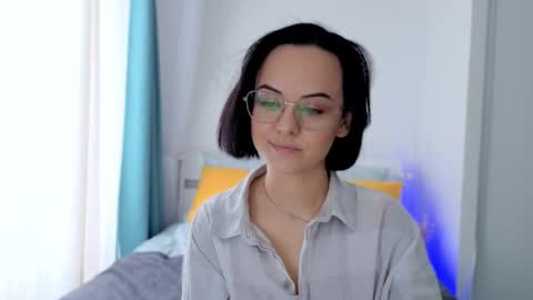 Snapshot of miraskyy chatting on 09/28/25, 02:44 MiraSkyy online show from 09/28/25, 02:44