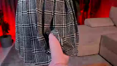 Mira online show from 06/12/26, 02:16