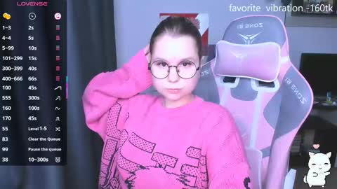 Kira online show from 11/25/25, 08:53