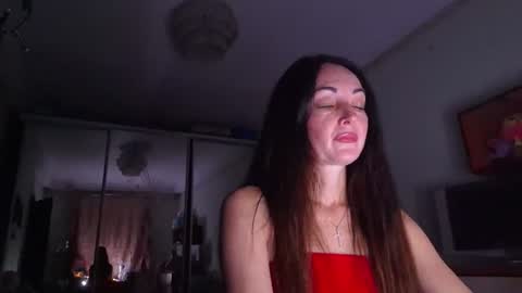 Christina online show from 06/14/26, 09:17
