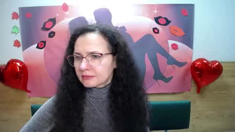 Miroslava Happi online show from 10/12/25, 06:12