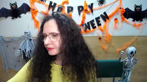 Miroslava Happi online show from 10/27/25, 06:50