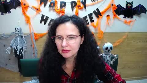 Miroslava Happi online show from 10/30/25, 08:16