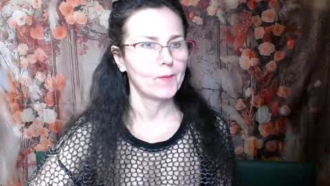 Miroslava Happi online show from 02/15/26, 07:51