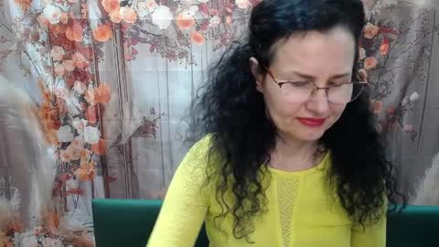 Miroslava Happi online show from 04/05/26, 05:26