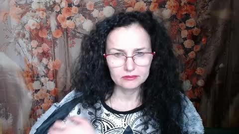 Miroslava Happi online show from 04/09/26, 06:02