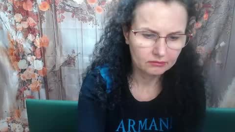 Miroslava Happi online show from 05/17/26, 05:38