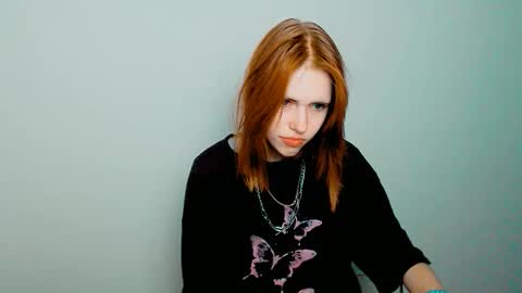 misaki_chan_ online show from 09/21/25, 09:49