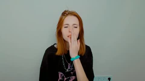 misaki_chan_ online show from 09/26/25, 07:07