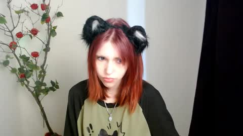 misaki_chan_ online show from 05/22/26, 09:59