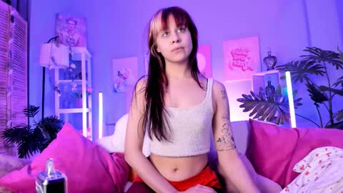 Misa online show from 09/19/25, 12:56