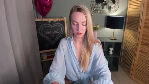 mishapallmer online show from 10/02/25, 01:56