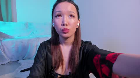 Mishel online show from 02/02/25, 08:41