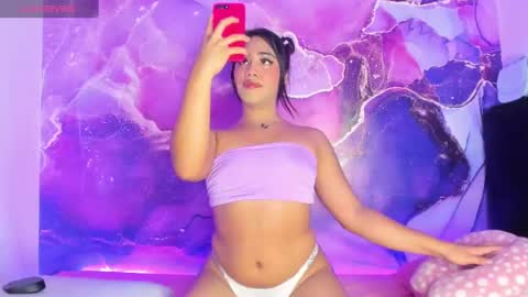 mishelbubble01 online show from 12/04/24, 12:25