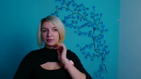 Mishelle online show from 12/22/25, 06:38