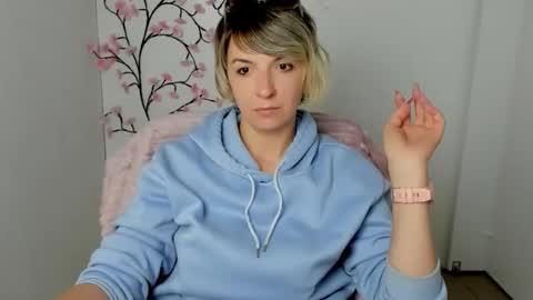 Mishelle online show from 05/11/26, 04:59