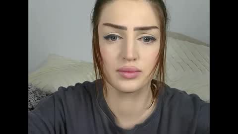 Snapshot of mishymoon chatting on 11/24/25, 07:52 Elora online show from 11/24/25, 07:52