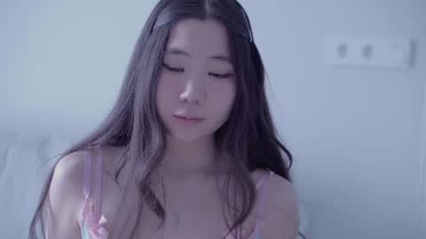 Snapshot of miso_misa chatting on 06/27/26, 12:33 Misa online show from 06/27/26, 12:33