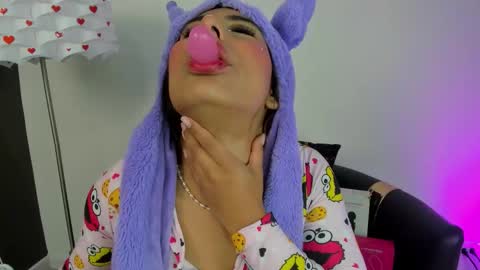 Snapshot of miss___allison chatting on 11/10/25, 11:09 Allison online show from 11/10/25, 11:09