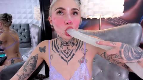 miss___angel online show from 02/25/25, 05:58